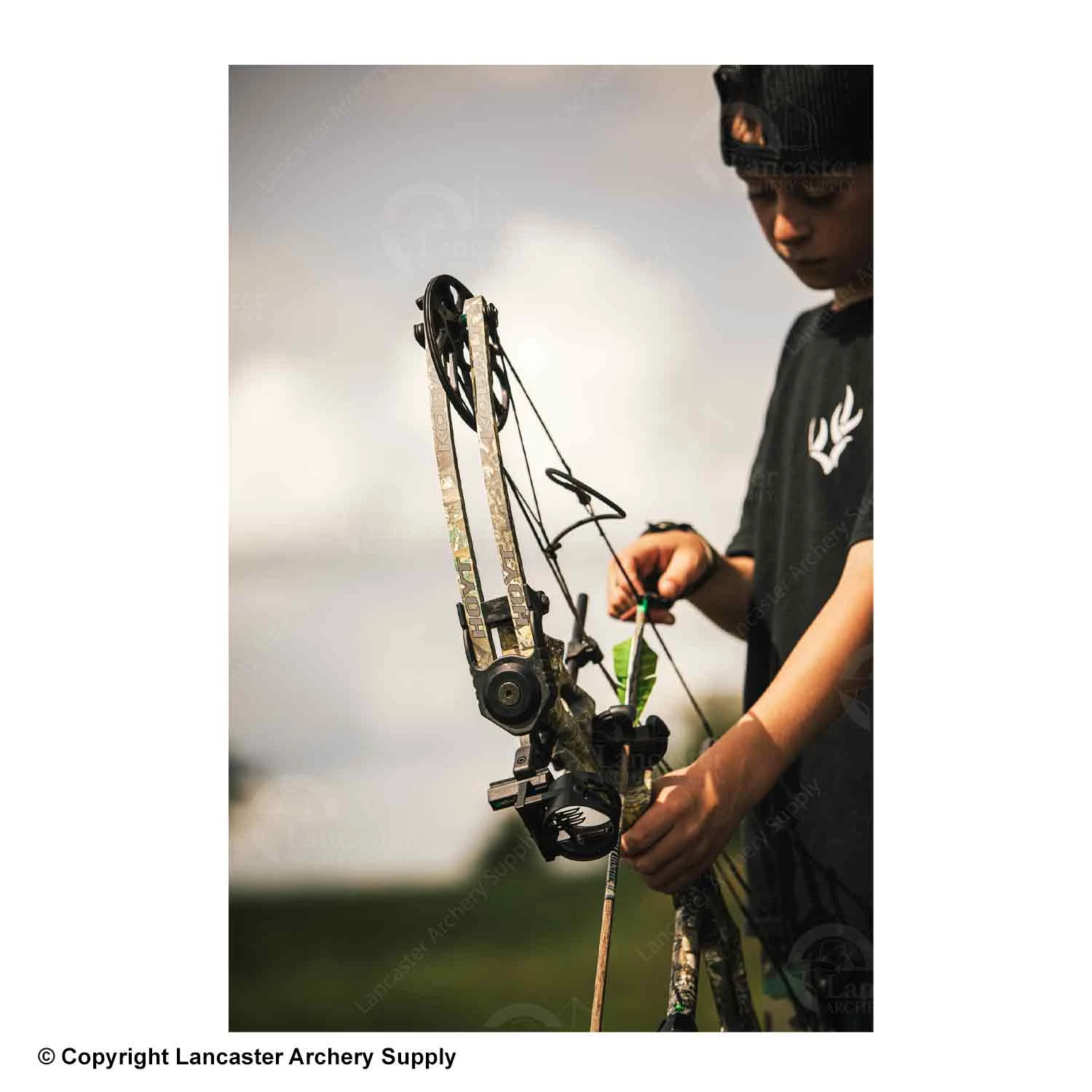 Hoyt Kobalt Youth Bow Package (Camo Colors) 3 Hoyt Kobalt Youth Bow Package (Camo Colors) - Image 3
